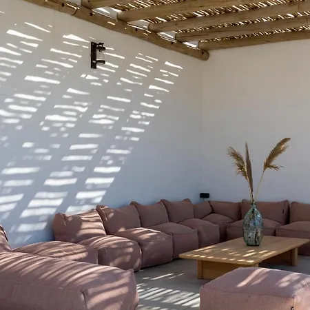 Flaka Boutique Confidentiel Et Convivial Otel