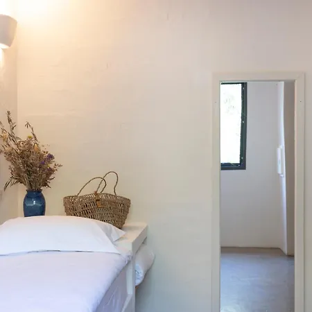Flaka Boutique Confidentiel Et Convivial Otel 4*