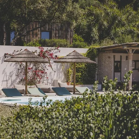 Flaka Boutique Confidentiel Et Convivial 호텔