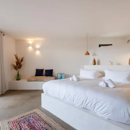 Flaka Boutique Confidentiel Et Convivial Hotel