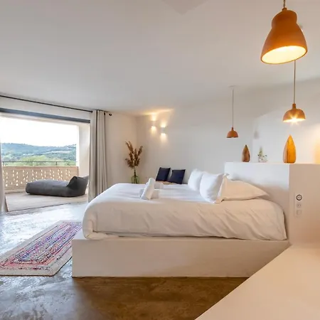 Hotel Flaka Boutique Confidentiel Et Convivial Cargese