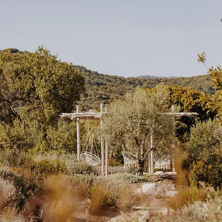 Flaka Boutique Confidentiel Et Convivial Hotel 4*