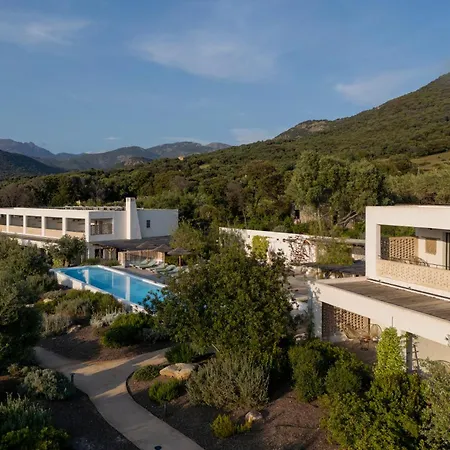 Flaka Boutique Confidentiel Et Convivial 4*