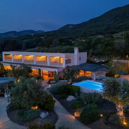 Hotel Flaka Boutique Confidentiel Et Convivial Cargèse