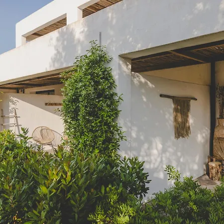 Flaka Boutique Confidentiel Et Convivial 4*